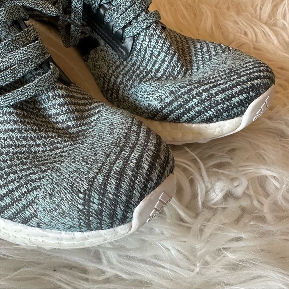 Adidas X Parley Ultra Boost Size 8.5 - Picture 3 of 14